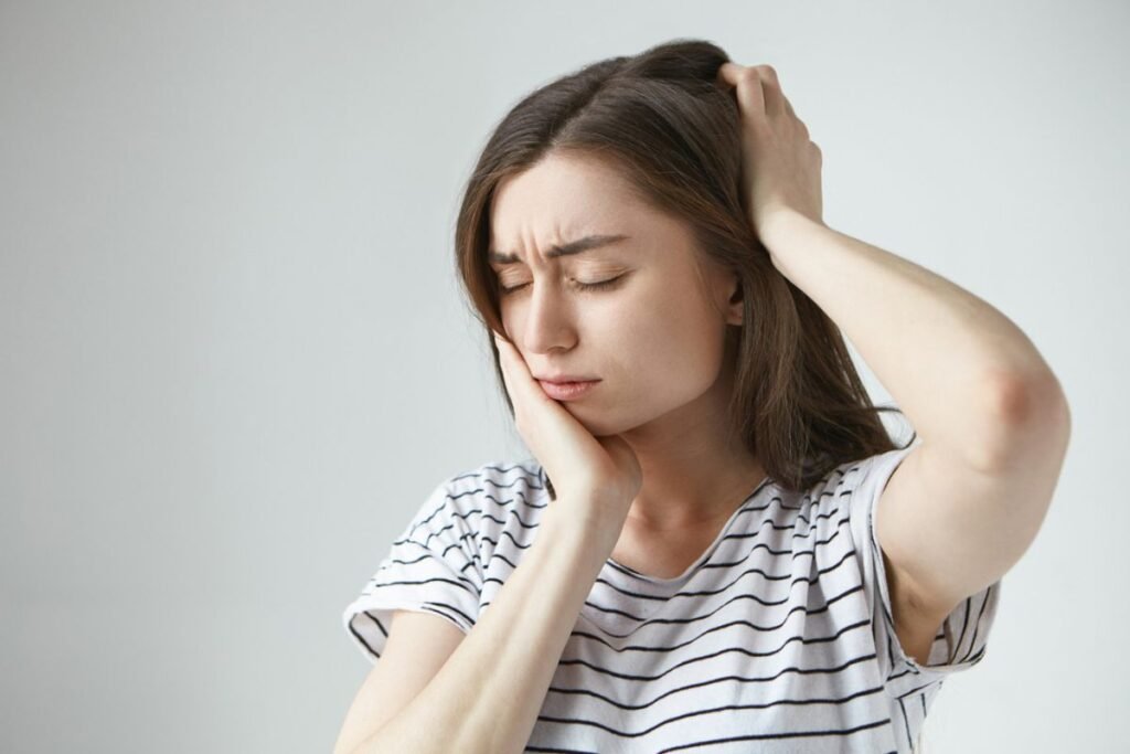 How A Toothache Causing Headache And Eye Pain